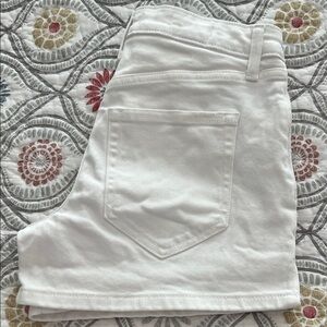 Wild Fable white Jean mid-rise shorts, size 2.